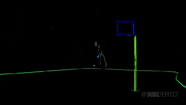 Gif Dump - Part 31. Let the weekend begin! If you don't get this then you aren't from the '90's. Previous dumps: 30: /Gif+dump+part+30+huge/funny-gifs/5519457/ 