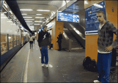Gif Dump - Part 23. Previous jumps: 22: /Gif+dump+part+22/funny-gifs/5466544/ 21: /Gif+dump+part+21/funny-gifs/5461505/ 20: /Gif+dump+part+20/funny-gifs/5457947