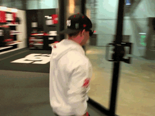 Gif Dump - Part 30 (huge). Got some request? Maybe some weird Japanese sht next time? Previous dumps: 29: /Gif+dump+part+29/funny-gifs/5511566/ 28: /Gif+dump+pa