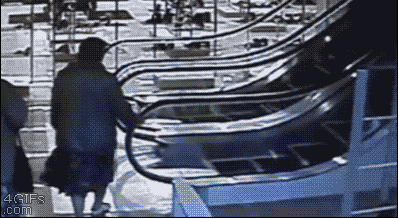 Grandma+escalator+agnes+i+m+flying_06d8c1_5415646.gif
