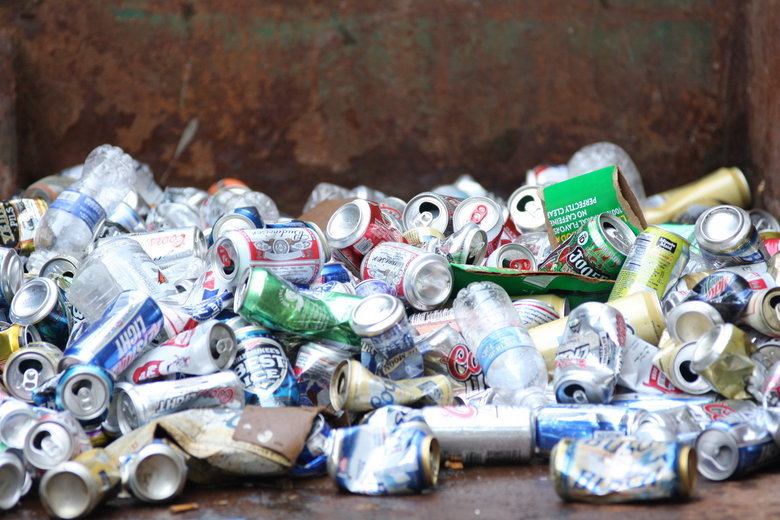 Steven Universe Comp. >inb4 anime jokes.. Thanks for making us that comp of Amethyst's room. It's pretty accurate, to say the least. peanutsaurusrex is the biggest fan out of all of us, his fan art is i